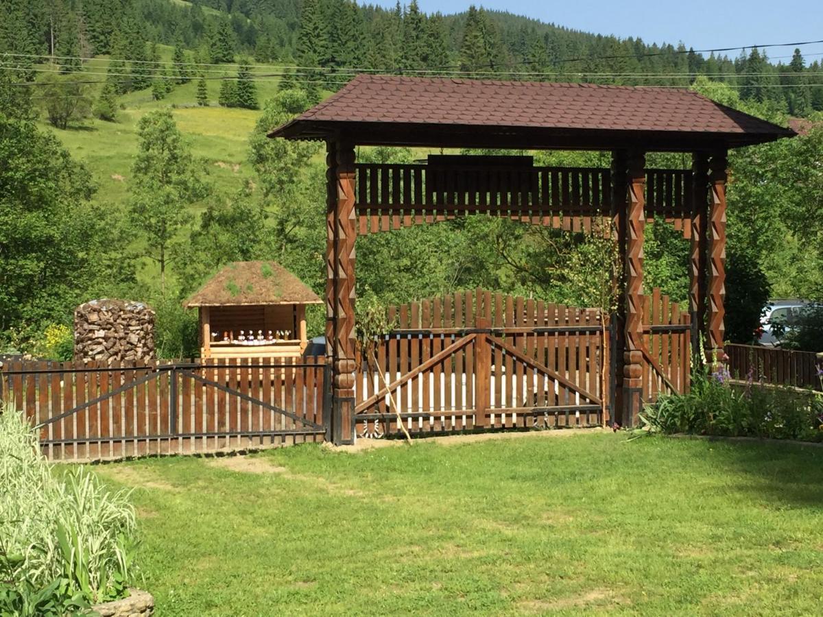 Pensiunea Agroturistica Casa Colinita Vatra Moldoviţei 외부 사진